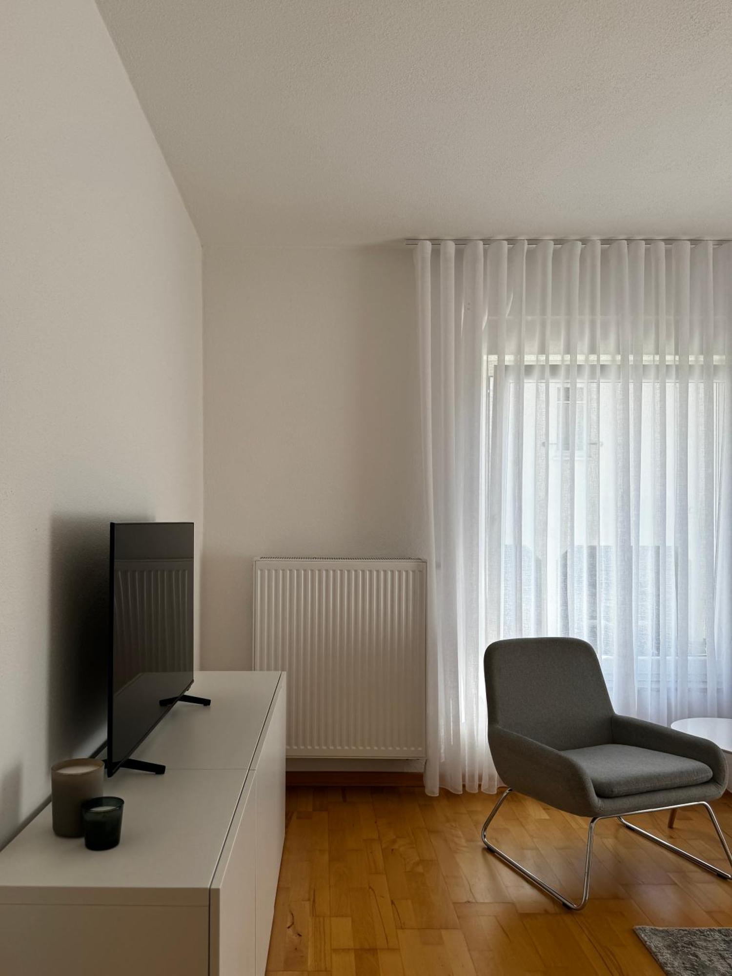 Apartment 7 Friedrichshafen Buitenkant foto