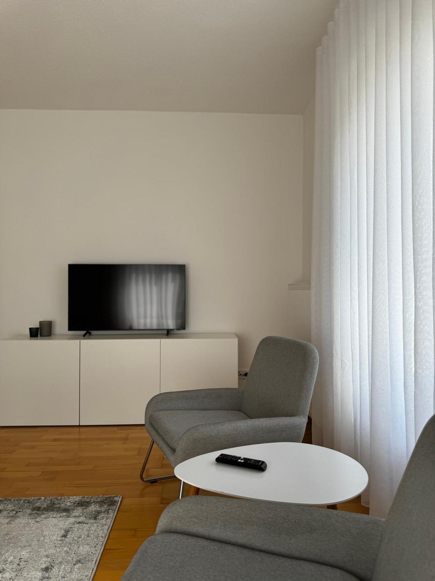 Apartment 7 Friedrichshafen Buitenkant foto
